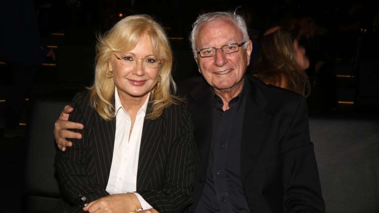 Το αντίο της Αγγελικής Νικολούλη στον Κώστα Χαρδαβέλλα και η συνεργασία που κατέληξε σε κόντρα και μαλλιοτράβηγμα