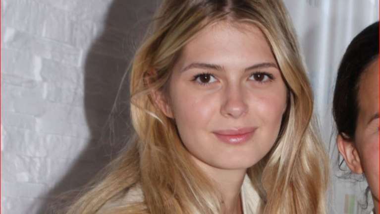 H Αμαλία Κωστοπούλου επέστρεψε στην Αθήνα - &quot;Το σπίτι μου&quot;