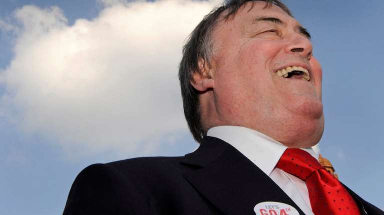 Πέθανε χτυπημένος από Αλτσχάιμερ ο πρώην αντιπρόεδρος του Μπλερ, Τζον Πρέσκοτ: Η Βρετανία αποχαιρετά τον λόρδο &quot;πυγμάχο&quot;