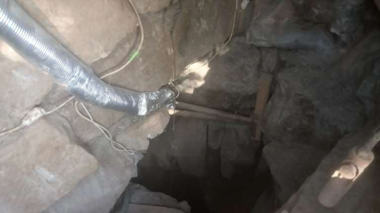 Φωκίδα: Έψαχναν αρχαία νομίσματα και άνοιξαν τούνελ 12 μέτρων - Πώς τους εντόπισαν οι Αρχές