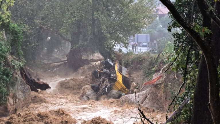 Κακοκαιρία Daniel: Οι περιοχές που οι δημόσιες υπηρεσίες θα μείνουν κλειστές την Τετάρτη