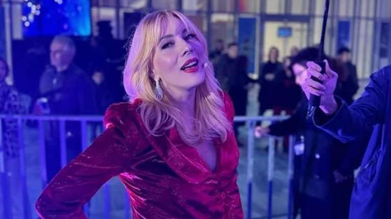 Σμαράγδα Καρύδη: Pre christmas δείπνο με τις κολλητές της σε εστιατόριο στην περιοχή Χίλτον