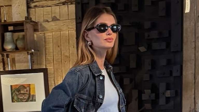 Αμαλία Κωστοπούλου: Το πρωινό φθινοπωρινό look της με denim jacket και τσάντα Dior