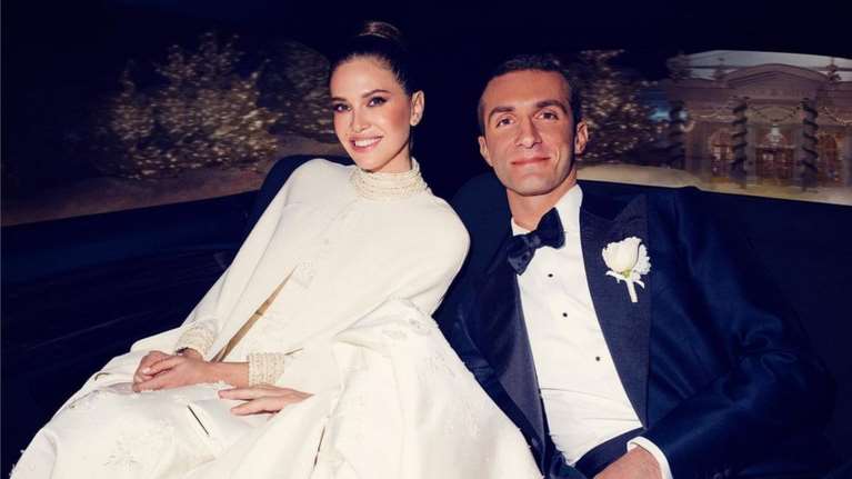 Σταύρος Νιάρχος: Πατέρας για τρίτη φορά - Έγκυος η Ντάσα Ζούκοβα - Οι πρώτες φωτογραφίες με φουσκωμένη κοιλιά