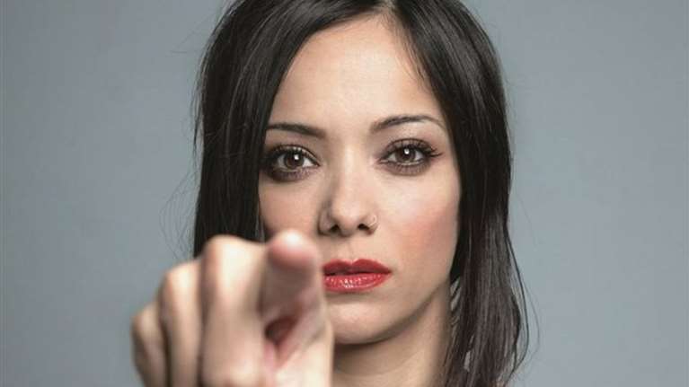 Κατερίνα Τσάβαλου: Πάθαινα κρίσεις πανικού, μούδιαζαν όλα κι άσπριζα