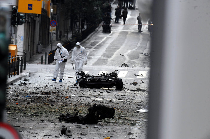 Τρομακτική έκρηξη στο κέντρο της Αθήνας