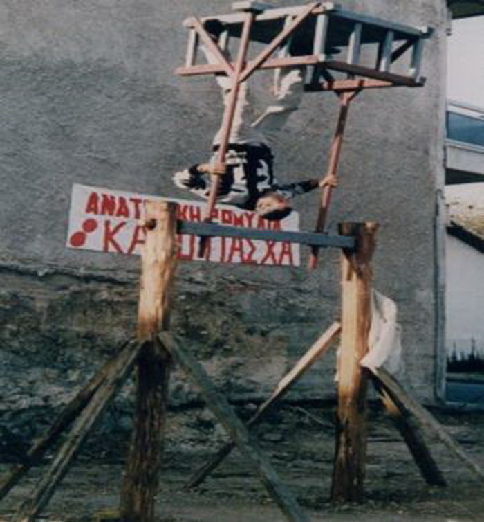 Αγιο Φως για τη ... βασκανία και τη χαλαζόπτωση - εικόνα 8