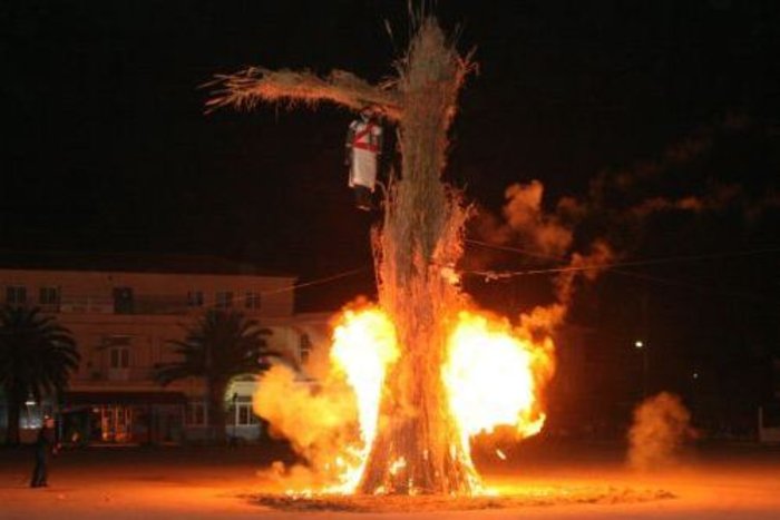 Αγιο Φως για τη ... βασκανία και τη χαλαζόπτωση - εικόνα 9