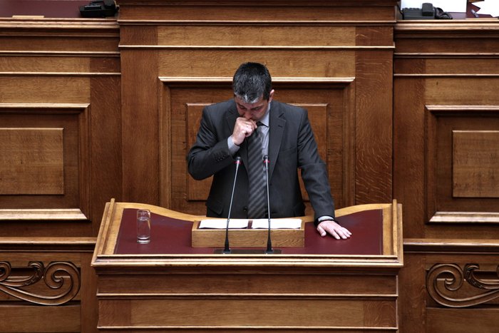 Χ.Α: Με χειροπέδες στη Βουλή - εικόνα 7