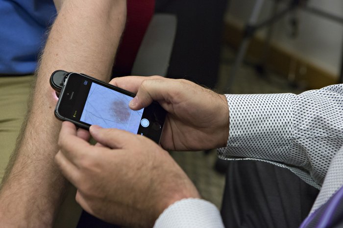 Δρ.Γιώργος Ζουριδάκης: Ο Ελληνας πίσω από το app για τον καρκίνο του δέρματος μιλά στο TheTOC.gr - εικόνα 2