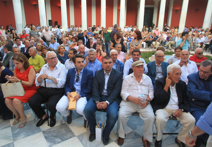 Βενιζέλος: Λυπάμαι για την απουσία του Γιώργου - εικόνα 2