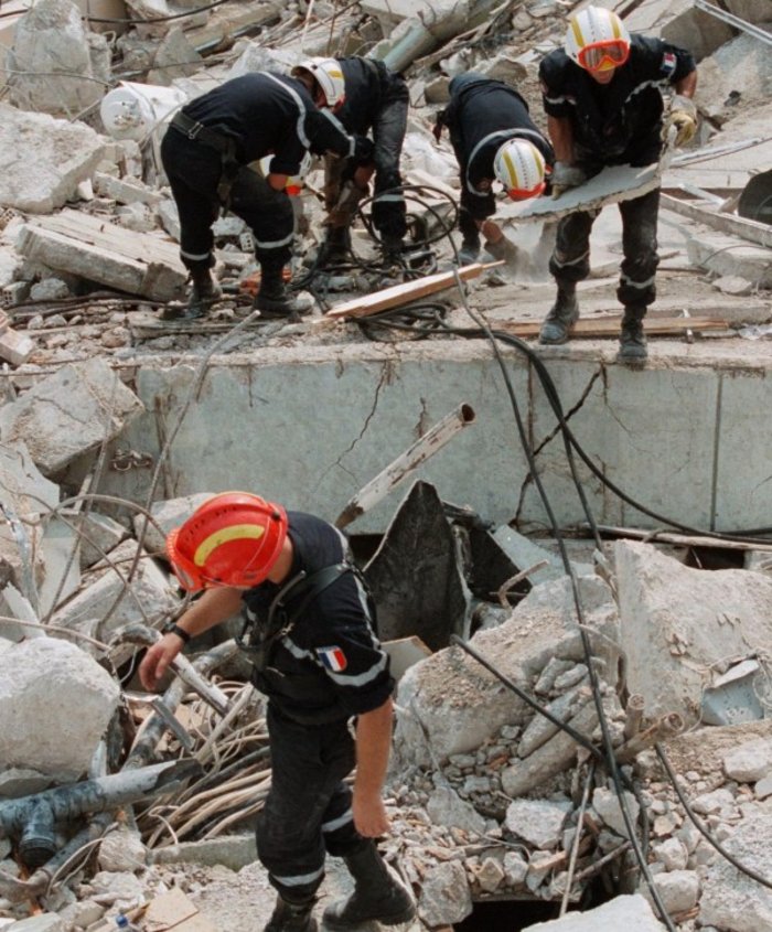 Δεκαπέντε χρόνια από το φονικό σεισμό της Αθήνας