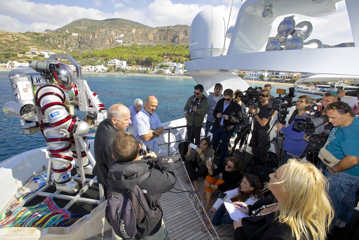 Ναυάγιο Αντικυθήρων: Το μυστήριο με το δόρυ και το χρυσό δαχτυλίδι - εικόνα 2