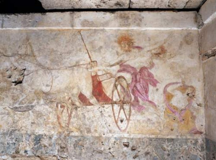 Ψηφιδωτό Αμφίπολης: Στο δεξί χέρι κρατά την Περσεφόνη