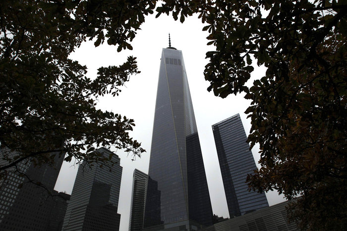 Το One World Trade Center στέκεται απο σήμερα στα συντρίμμια της 11/09