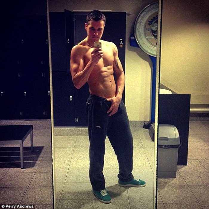Από θύμα bullying και ανορεξίας, έγινε διάσημος body builder - εικόνα 3