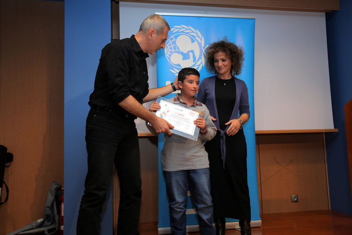 Ο Μίτσελ βραβεύει παιδιά σε διαγωνισμό της Unicef - εικόνα 3