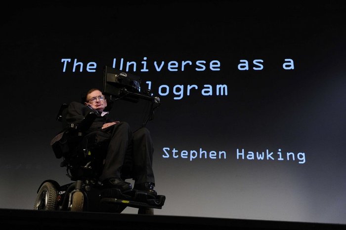 Ο Στίβεν Χόκινγκ ως «κακός» σε ταινία του Τζέιμς Μποντ