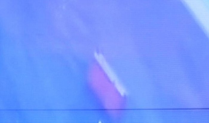 Air Asia: Εντοπίστηκαν συντρίμμια και πτώματα  [Video] - εικόνα 2