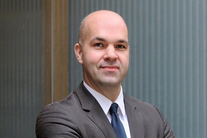 Κούρεμα του ελληνικού χρέους στο μισό προτείνει γερμανικό ινστιτούτο