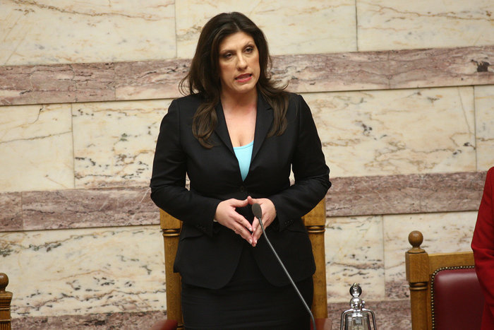 Καρέ καρέ η μεγάλη στιγμή εκλογής της Ζ.Κωνσταντοπούλου (φωτό) - εικόνα 16