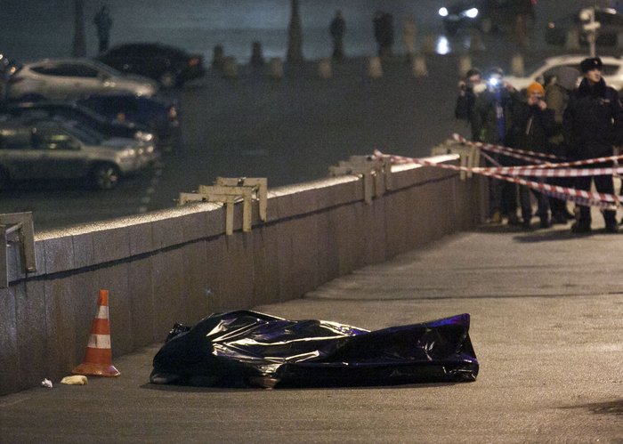 Κατακραυγή για την εν ψυχρώ εκτέλεση του Μπορίς Νέμτσοφ - εικόνα 3