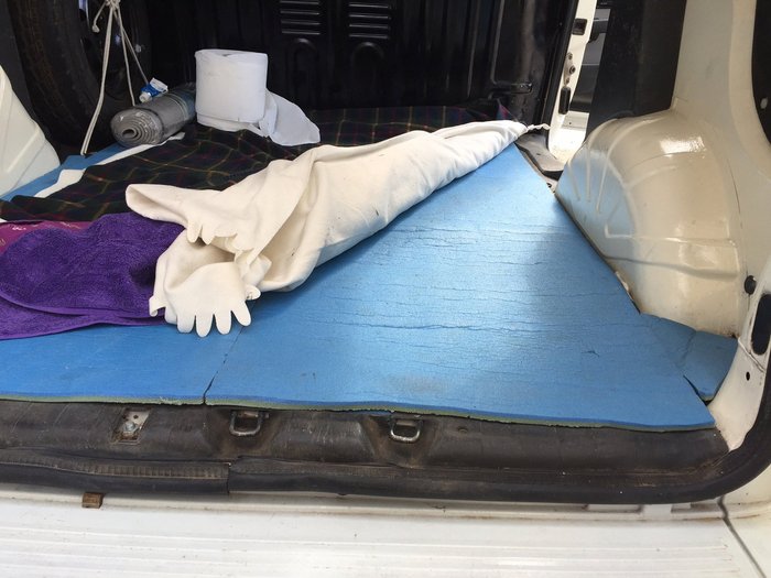 Φωτογραφίες-σοκ: Το βαν της παιδικής φρίκης - εικόνα 2