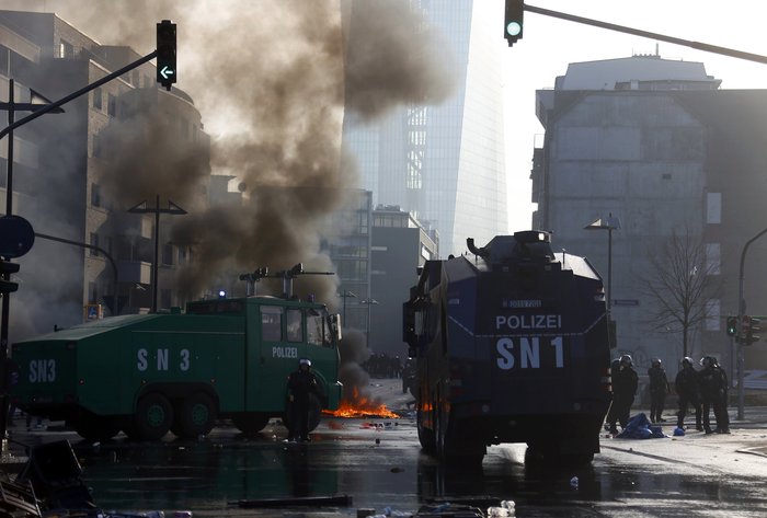 Φρανκφούρτη: Επεισόδια για τον πύργο 1,3 δισ. της ΕΚΤ - εικόνα 6