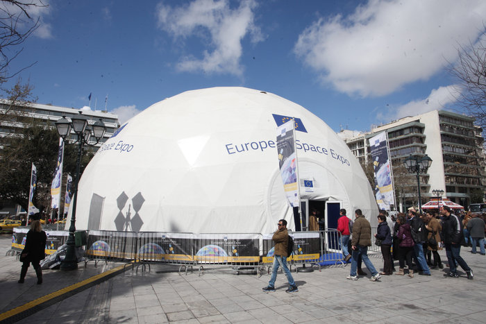 Το Διάστημα στην Πλατεία Συντάγματος - εικόνα 2