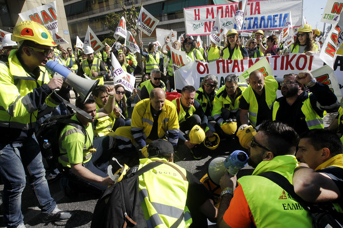 5.000 μεταλλωρύχοι στο υπουργείο Ανάπτυξης - εικόνα 5