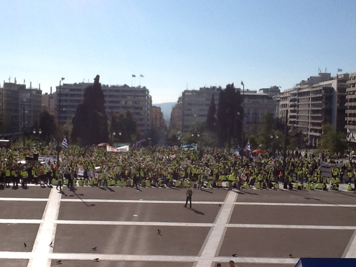 Στη Βουλή οι εργαζόμενοι στις Σκουριές - εικόνα 12