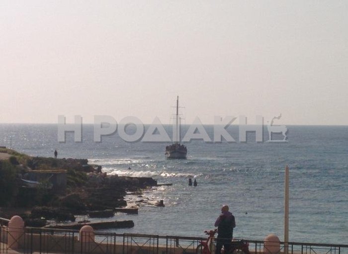Νέες συγκλονιστικές εικόνες από την τραγωδία στη Ρόδο - εικόνα 21