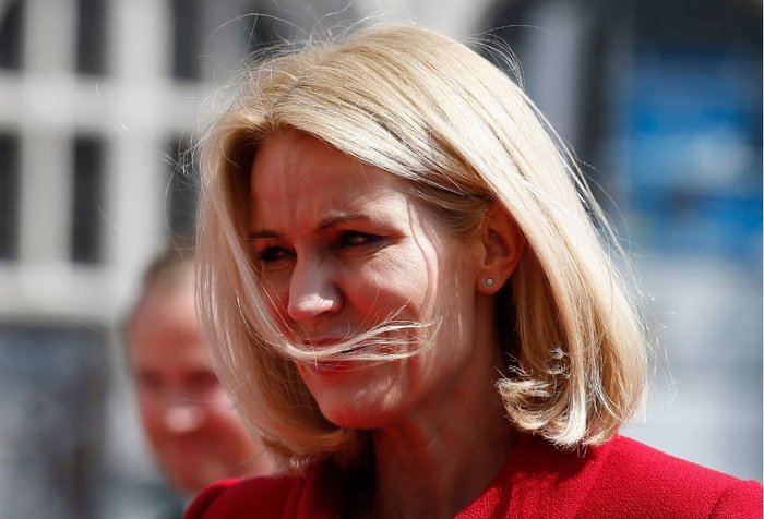 Φωτιά στα κόκκινα για την Δανέζα πρωθυπουργό  στις Βρυξέλλες - εικόνα 3