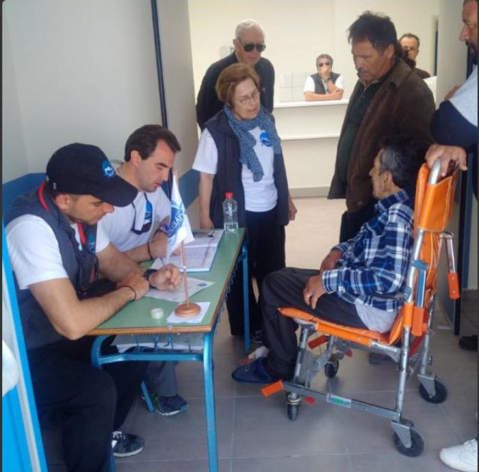 Ο Νικόλαος στην άγονη γραμμή με ομάδα εθελοντών (εικόνα) - εικόνα 4