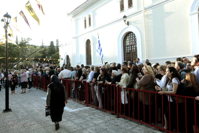 Χιλιάδες πιστοί στο προσκύνημα της Αγίας Βαρβάρας