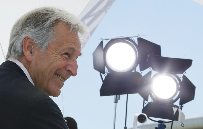 Όρθιοι στις Κάννες χειροκρότησαν το «Ζ» του Κώστα Γαβρά