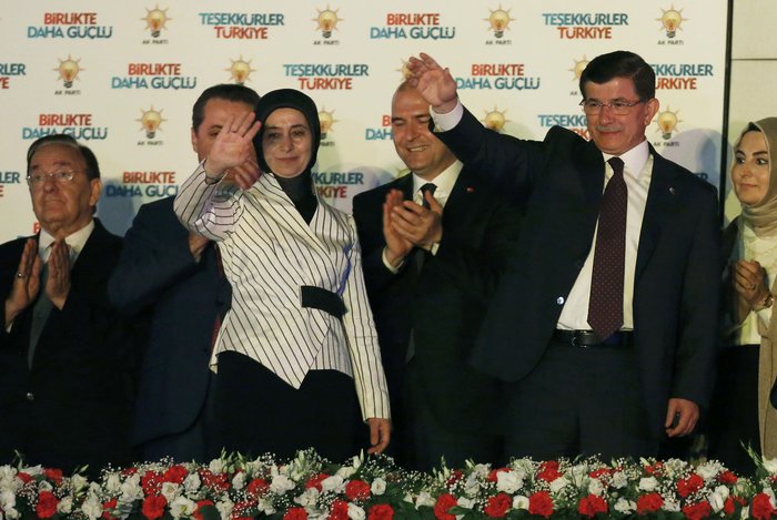 Ο «σουλτάνος» ψάχνει συμμάχους για τη νέα κυβέρνηση - εικόνα 3