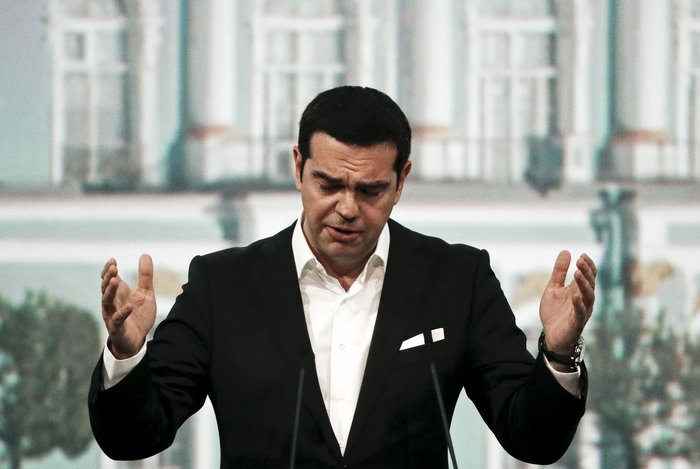 Επίθεση στην ευρωζώνη εξαπέλυσε ο Αλ.Τσίπρας από την Αγ. Πετρούπολη