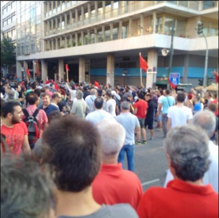 Επεισόδια με αντιεξουσιαστές πριν την ομιλία Τσίπρα - εικόνα 2