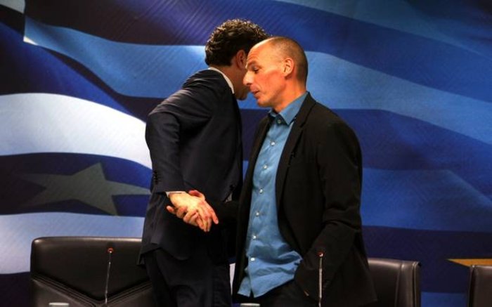 Τα πρώτα μηνύματα του Μαξίμου κατά Βαρουφάκη μέσω Αυγής