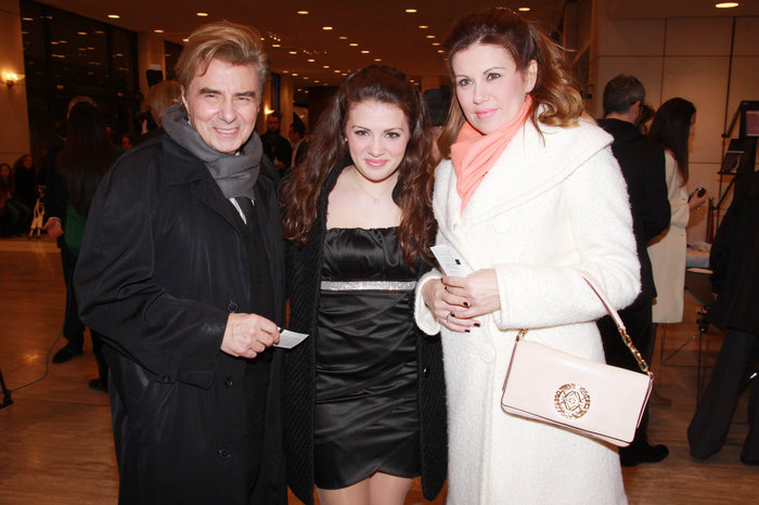 Η Θεοδώρα με τους γονείς της Ευγενία και Θεόδωρο