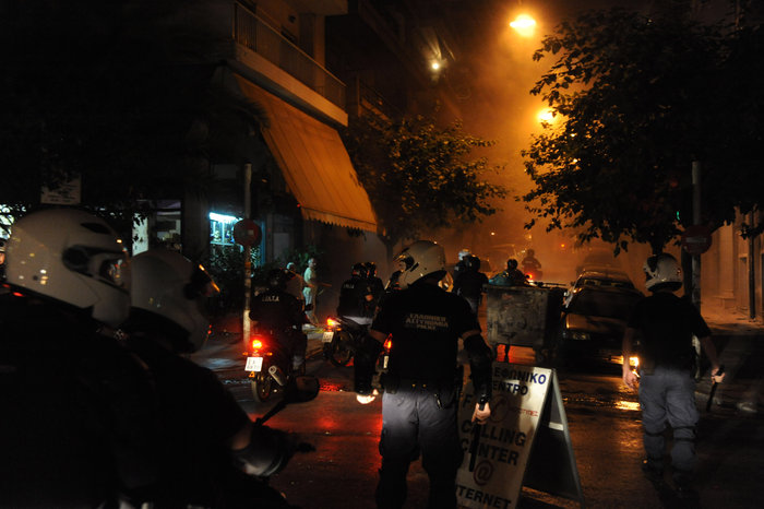 Εννέα συλλήψεις για τα επεισόδια στα Εξάρχεια [φωτο]