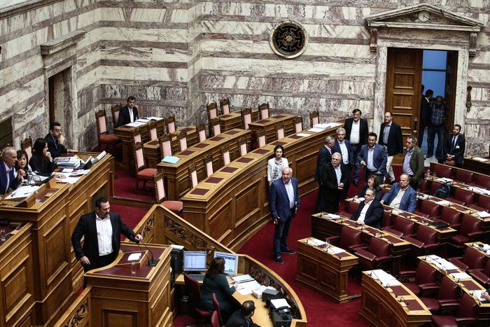 Παραλίγο στα χέρια Χρυσαυγίτες με βουλευτές του ΚΚΕ - εικόνα 9