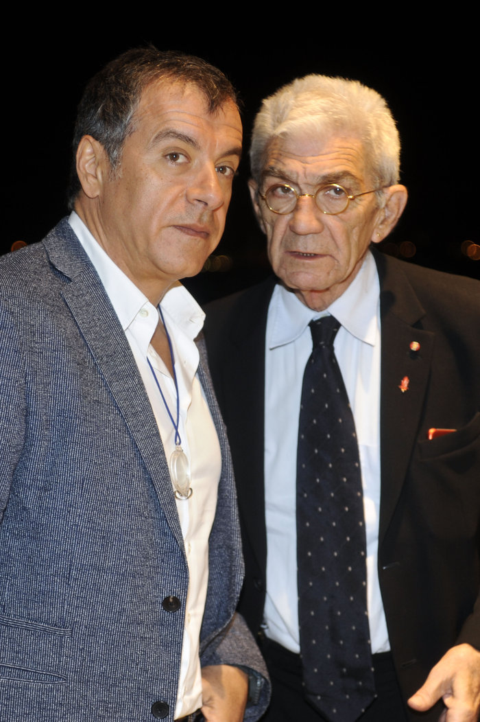 Ποτάμι: Εκτός από τις... γραβάτες, δεν άλλαξε τίποτα - εικόνα 2