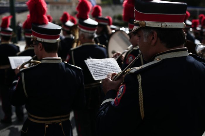 Το κορίτσι που έκλεψε την παράσταση στην παρέλαση - εικόνα 3