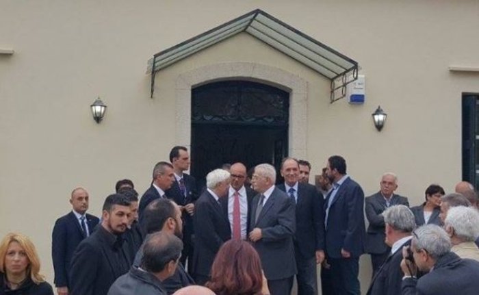 H συνάντηση-έκπληξη που είχε ο Παυλόπουλος στα Χανιά - εικόνα 3