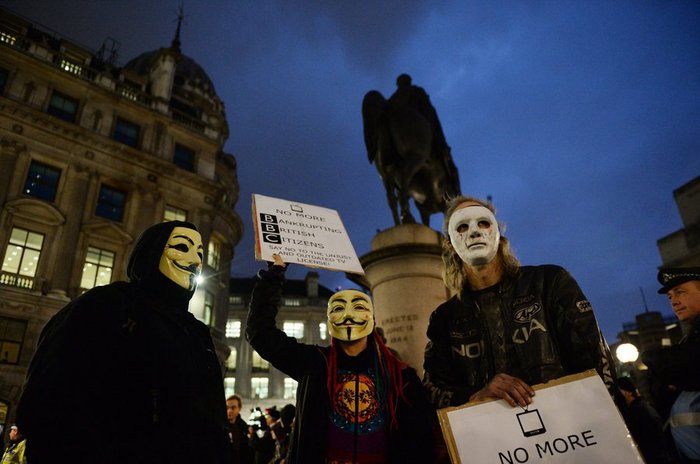 Βρετανία: Σε επιφυλακή οι αρχές για την πορεία των 1.000 «V for Vendetta»