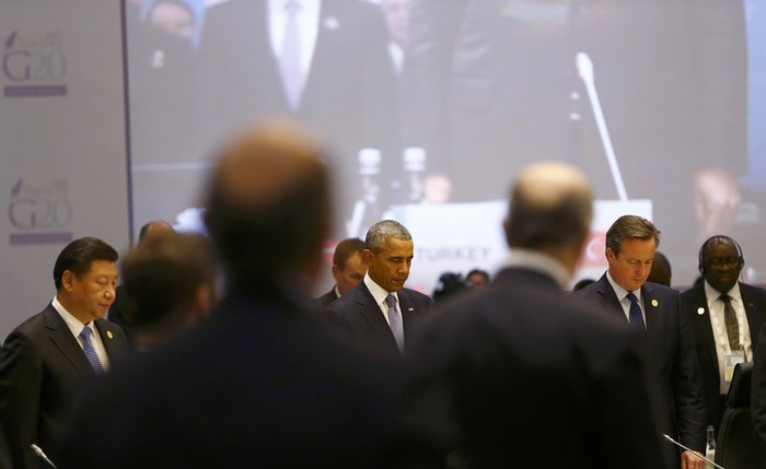 Οι ηγέτες της G20 τηρούν ενός λεπτού σιγή στη μνήμη των θυμάτων