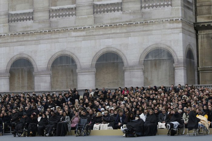 Ολάντ: Η Γαλλία δεν θα αλλάξει, θα αντισταθεί - εικόνα 13