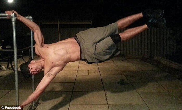 Δίδυμες μοιράζονται τα πάντα έως και το αγόρι τους - εικόνα 2